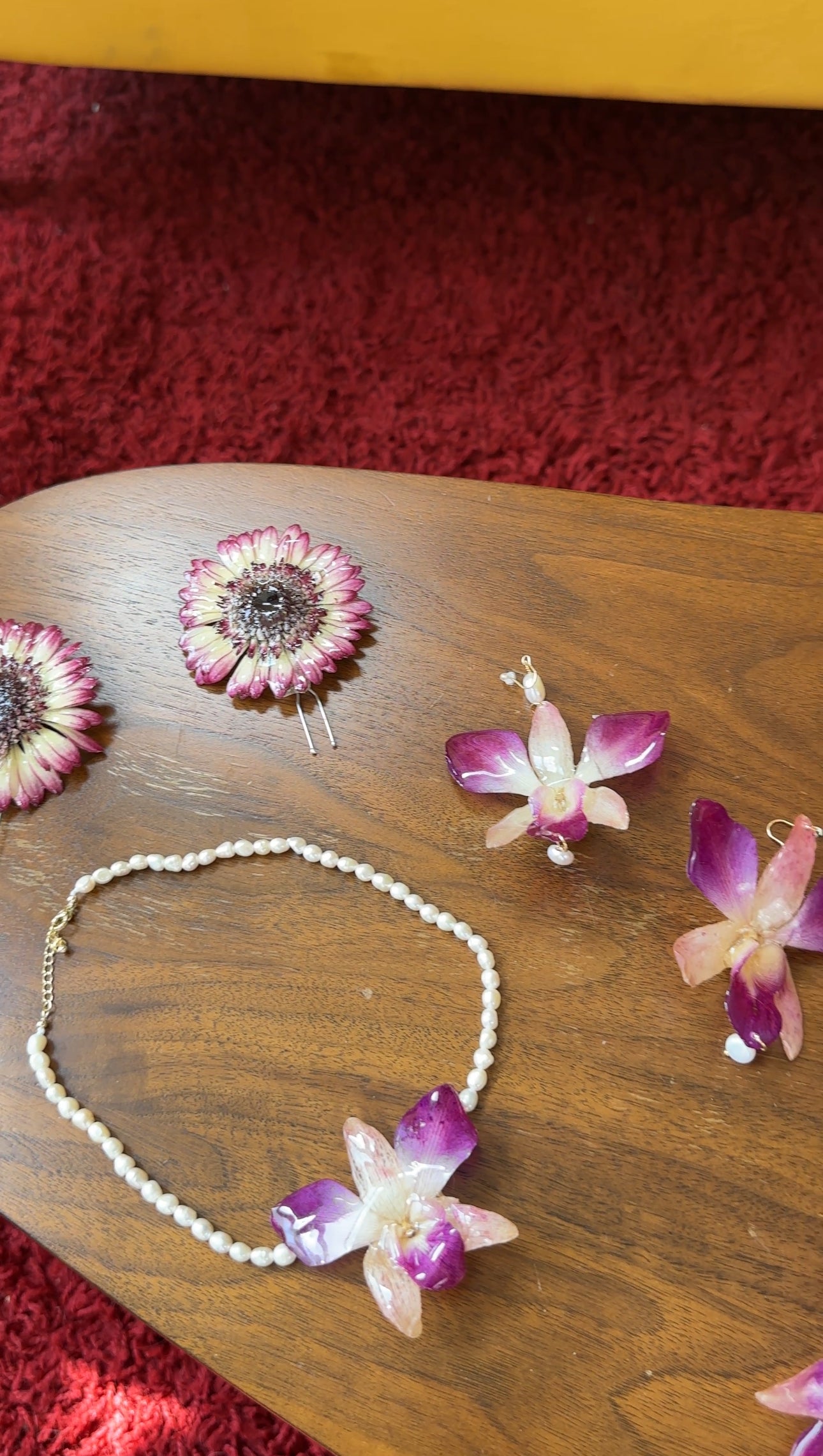 Dendrobium Orchid Pearl Necklace