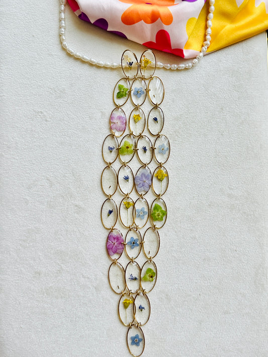 Wildflower Pearl Neck Tie