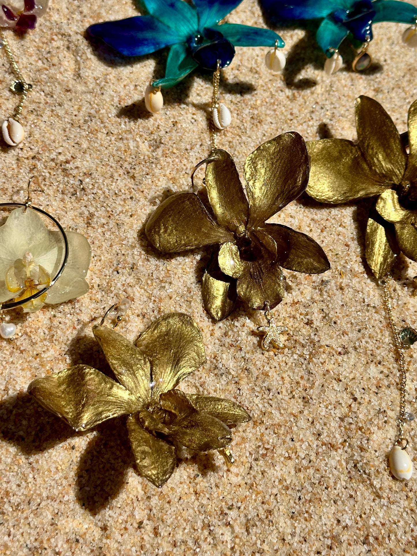 Gold Orchid Starfish Huggies