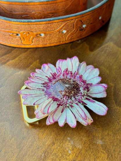 Ombré Purple Gerber Daisy Belt Buckle