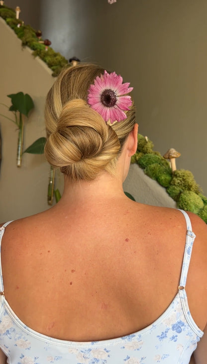 Gerber Daisy French Pin