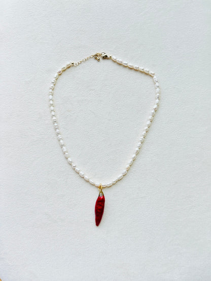 Chili Pearl Choker