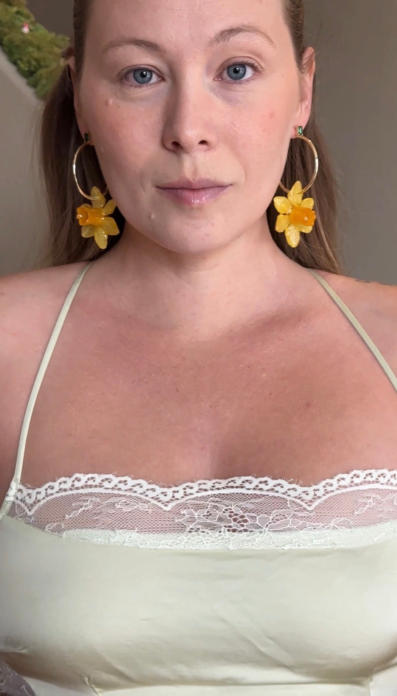 Emerald Daffodil Hoops