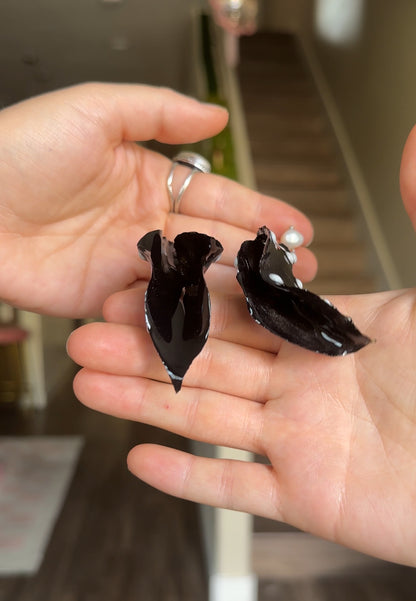 Black Pearl Calla Lily Dangles