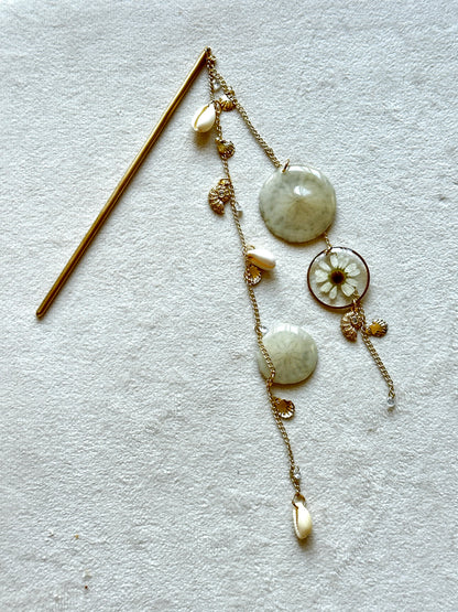 Sand Dollar Hair stick