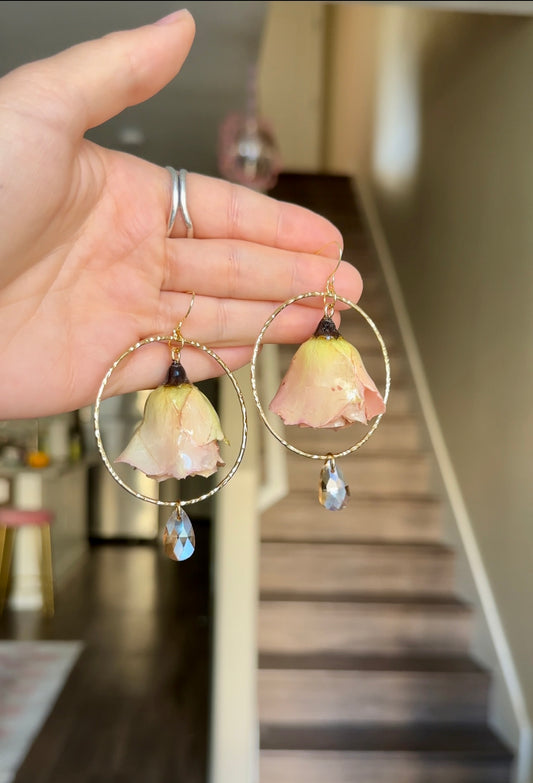 Peachy Hammered Hoop Rose Suncatchers