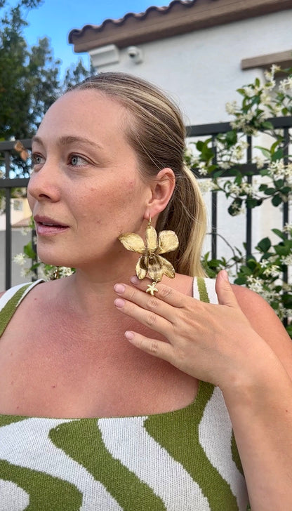 Gold Orchid Starfish Huggies