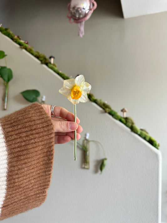 Daffodil Hair Stick