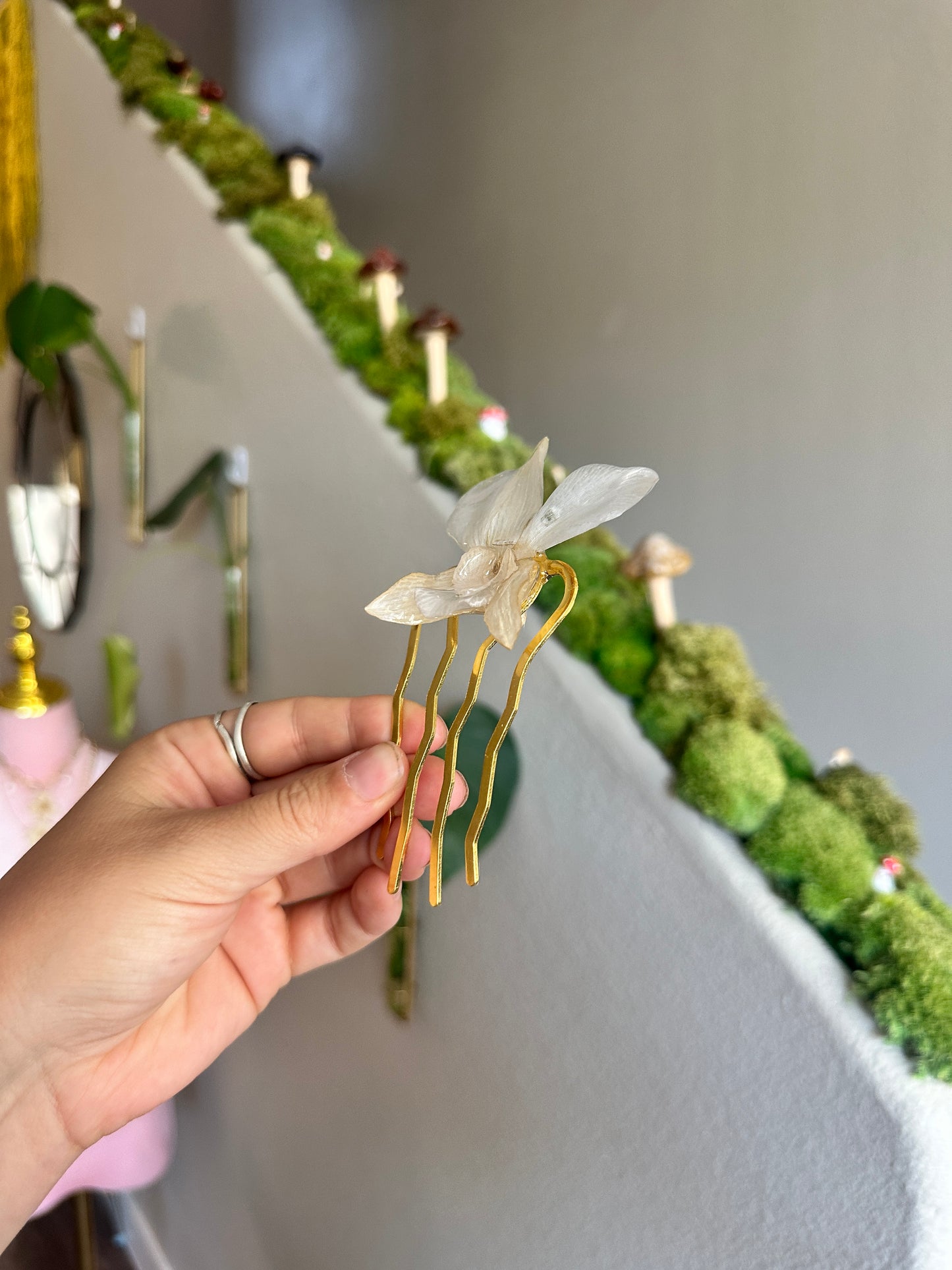 White Dendrobium Orchid Hair Fork